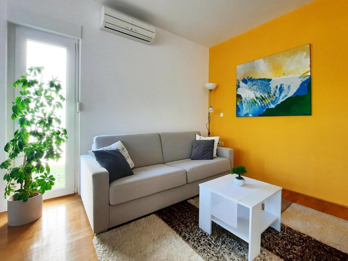 Violetta-punta Apartman
